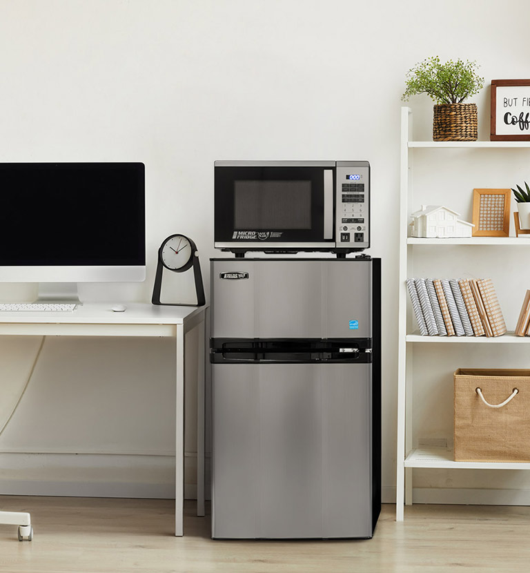 3.1 MicroFridge – Combo Unit (Silver)